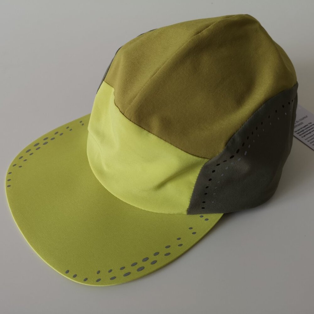 NWT LULULEMON SEAWHEEZE Yellow Grey Green 3 Tone Ultra LTWT Run Kit Hat S/M